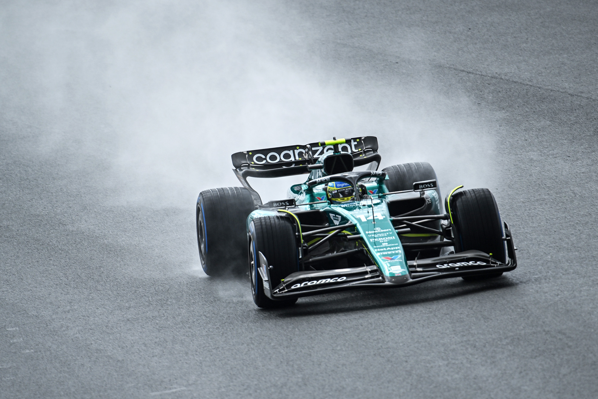 Fernando Alonso sous la pluie à Zandvoort dans son Aston Martin
